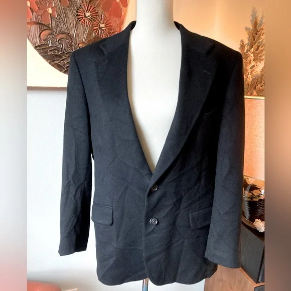 NWOT Vintage 100% Cashmere Black Blazer- Size 41/42